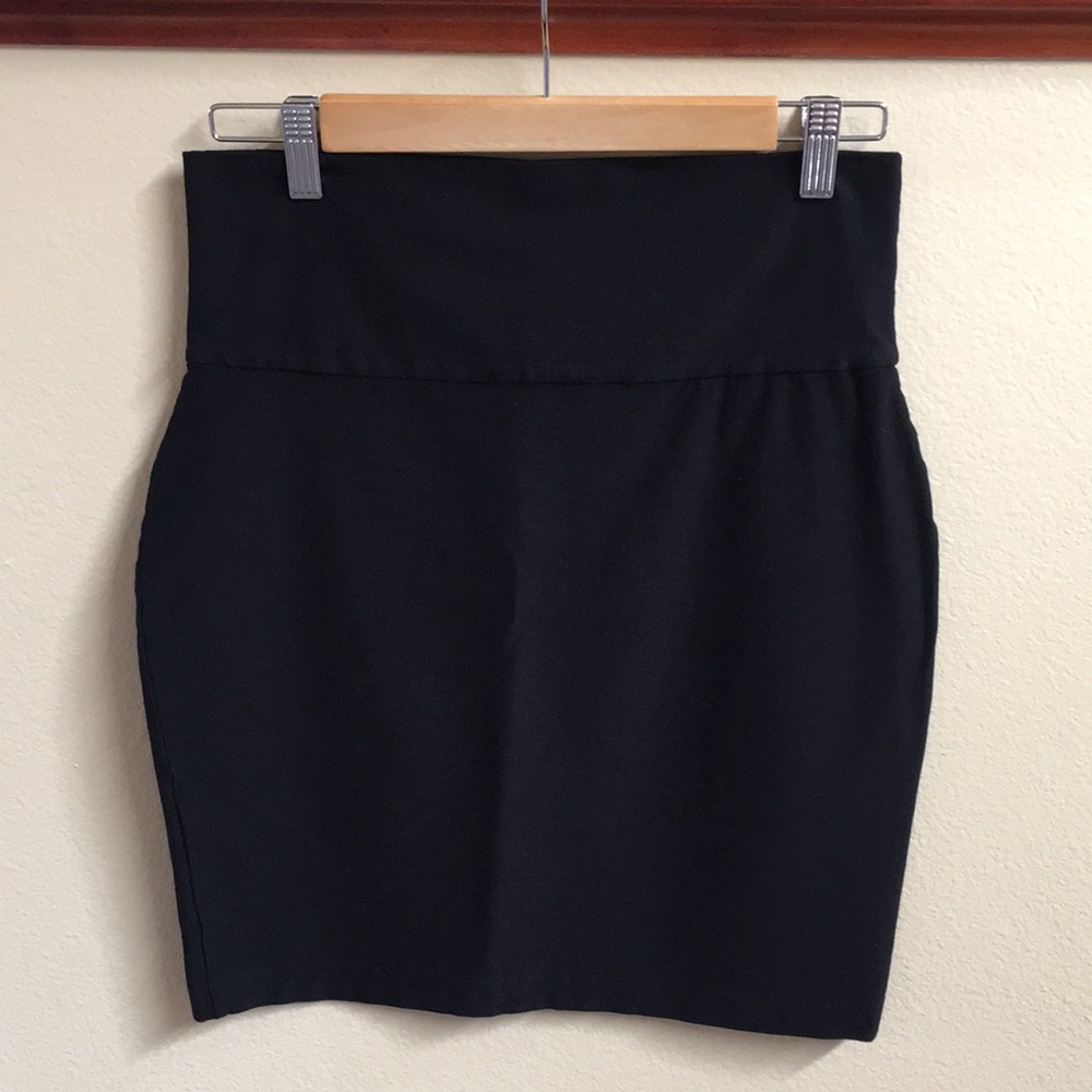 EILEEN FISHER | Washable Stretch Crepe penci… - Picture 3 of 6